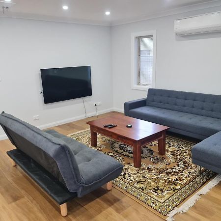 Brand New Home - Central Masterton Buitenkant foto